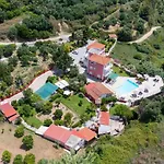 Apart-hotel Amazona And