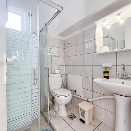 Amazona Apartments&studios Aparthotel 3*