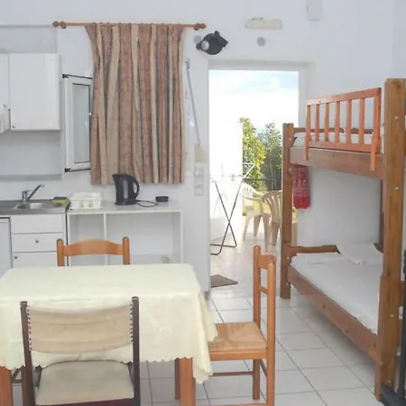 Amazona Apartments&studios Spartià