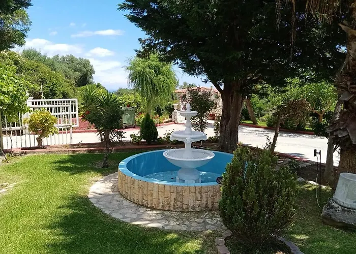 Amazona And Lägenhetshotell Spartia (Kefalonia)
