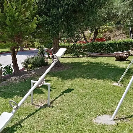 מלון דירות Amazona And 3*